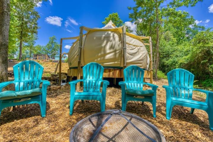 The Aries-A Stargazing, Luxury Glamping Tent Rogersville Kültér fotó