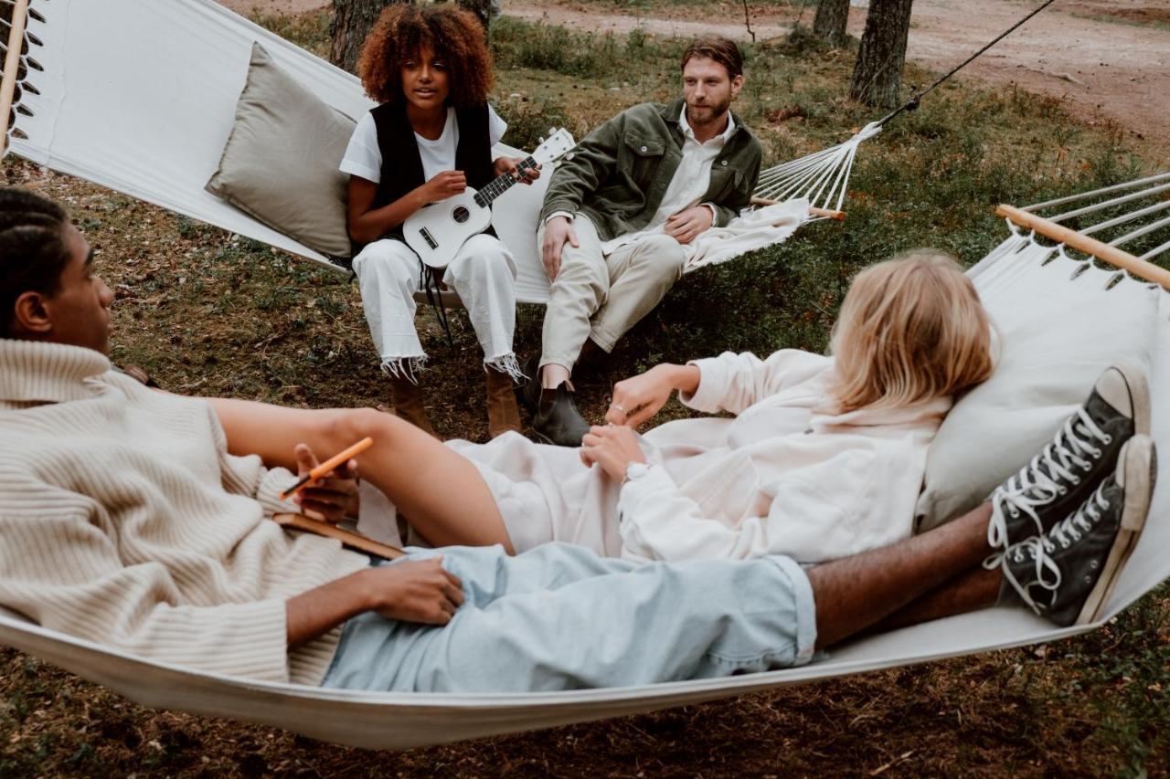 The Aries-A Stargazing, Luxury Glamping Tent Rogersville Kültér fotó