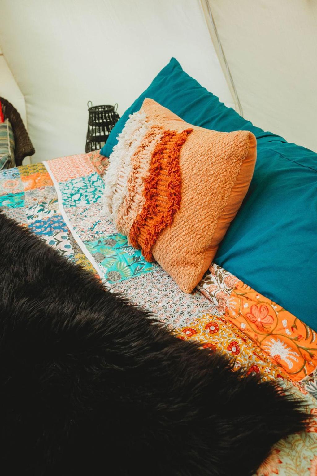 The Aries-A Stargazing, Luxury Glamping Tent Rogersville Kültér fotó